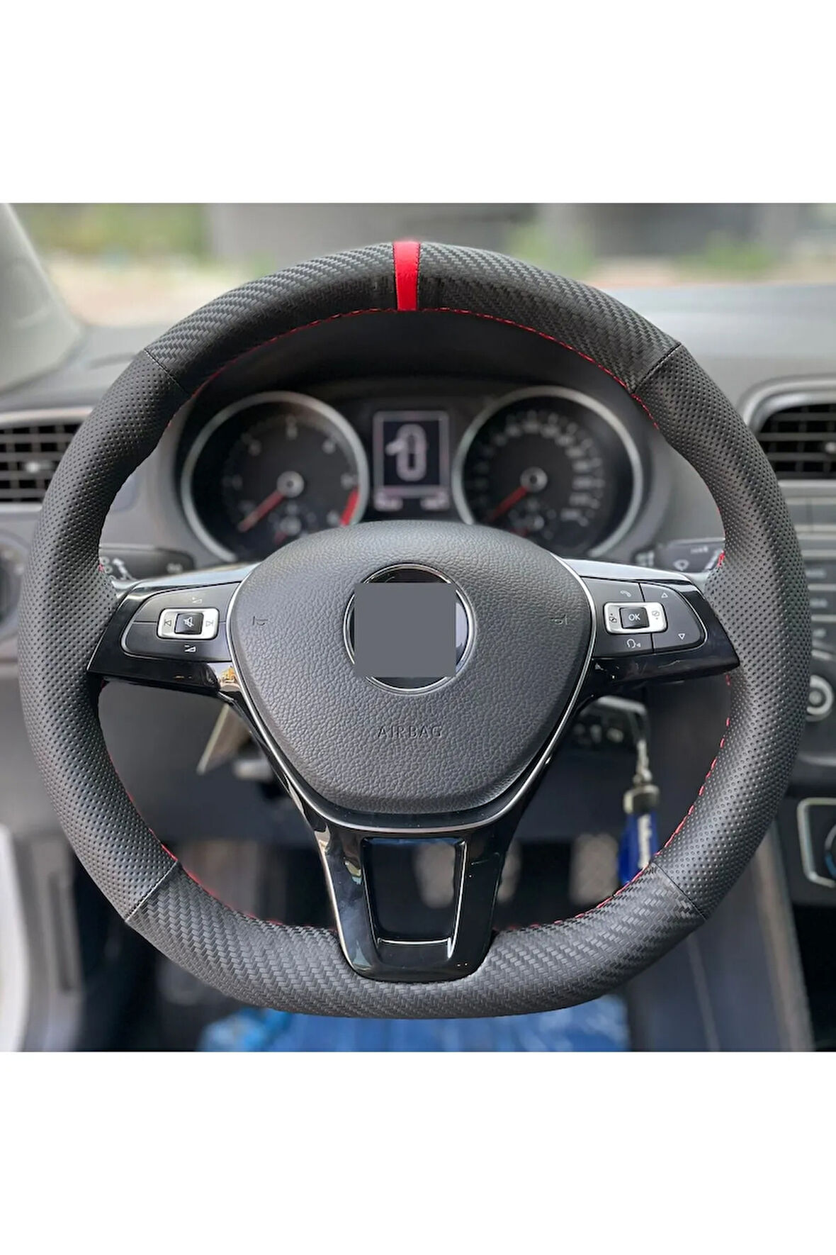 Volkswagen Jetta Dikmeli Nokta Karbon Kırmızı Yüzük Çift Desen Kombin Deri Direksiyon Kılıfı