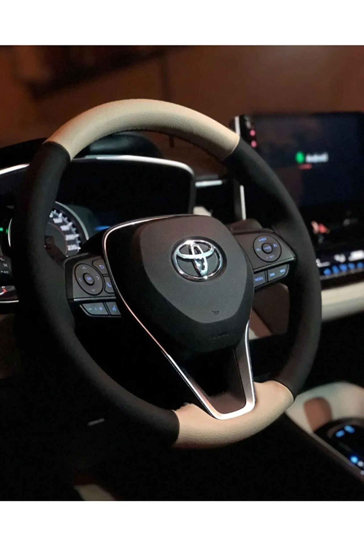 Toyoto Corolla Nubuk Alcantara Bej Deri Direksiyon Kılıfı