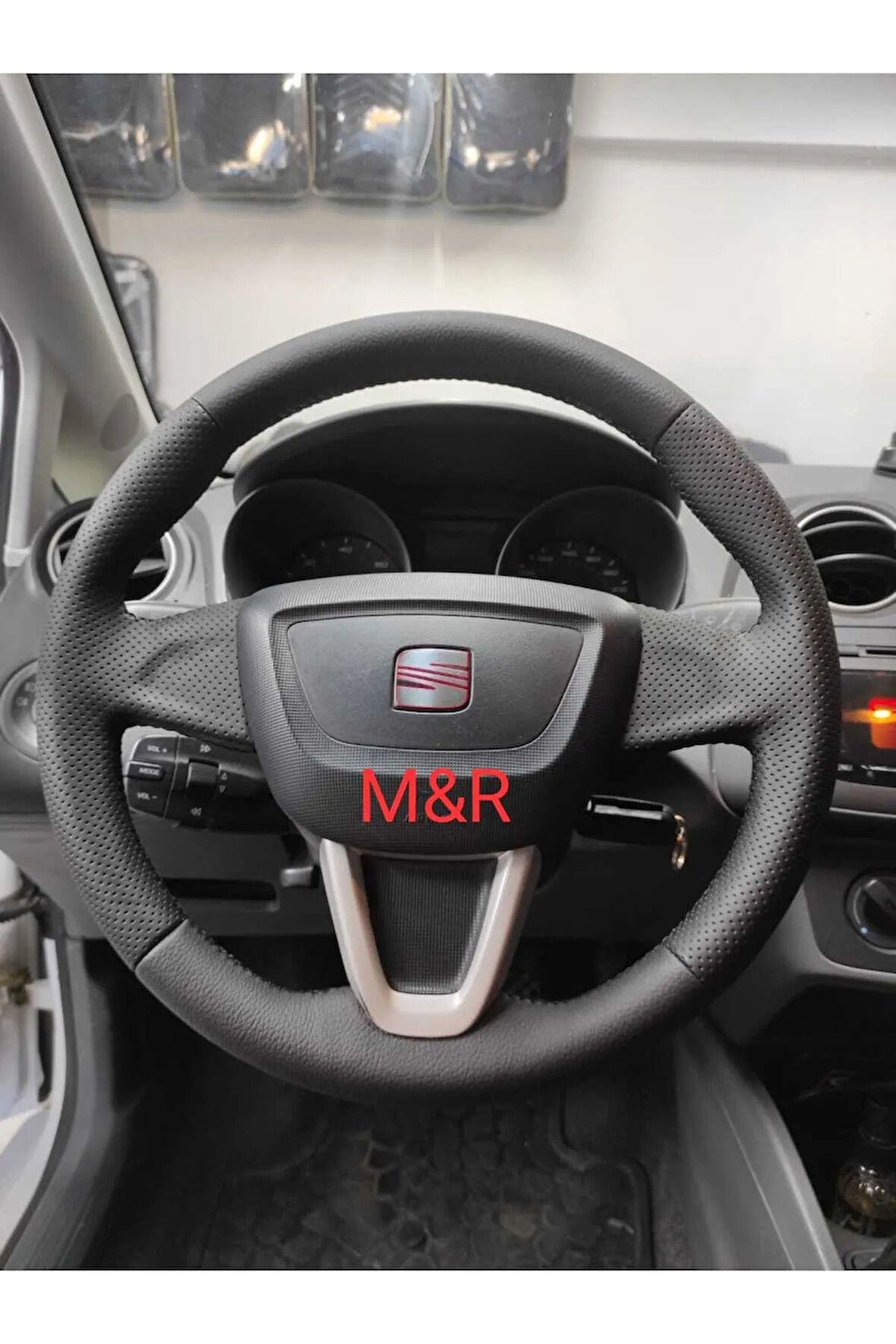 SEAT İBİZA  DERİ DİREKSİYON KAPLAMA