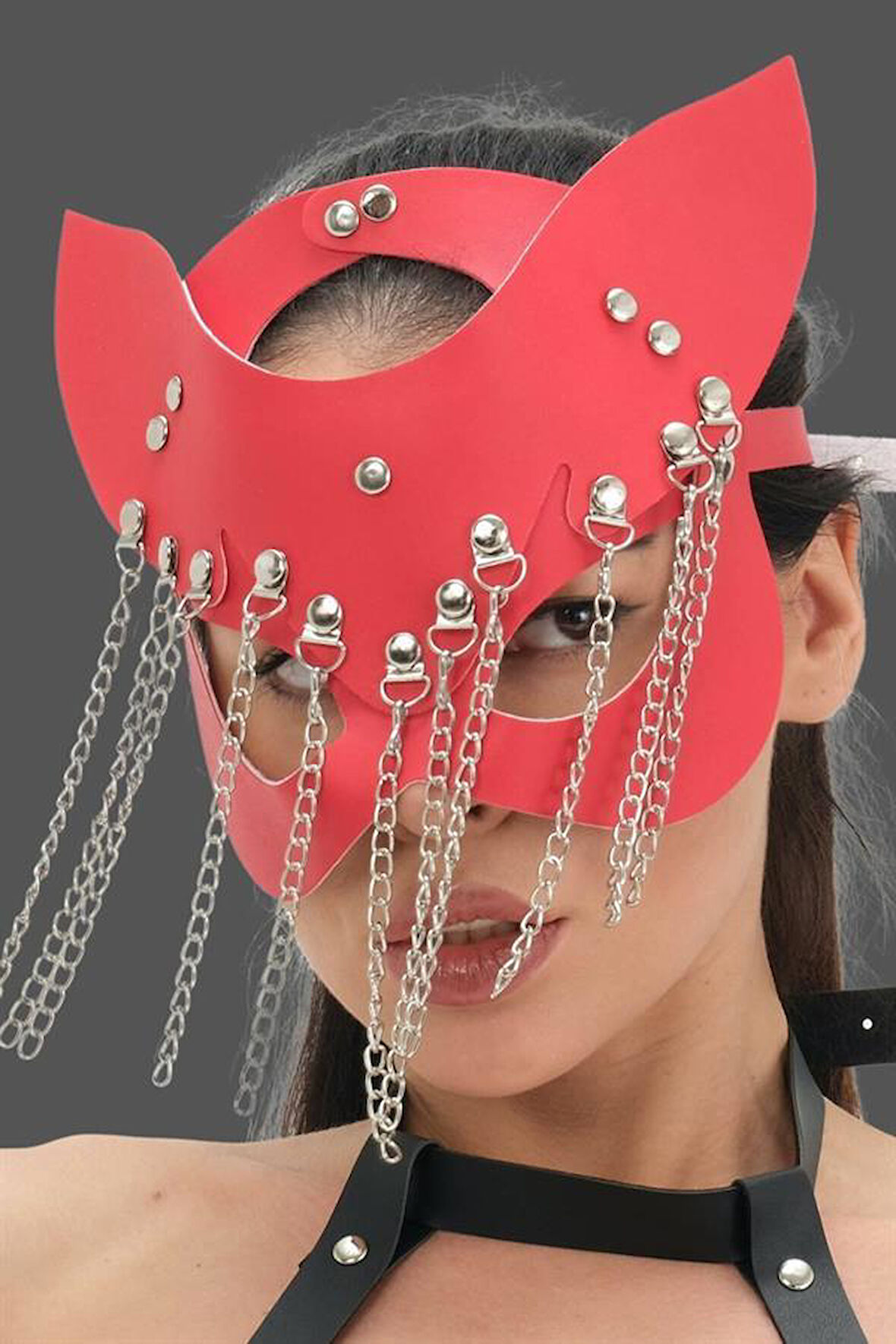 Markano Kırmızı Zincirli Deri Harness Maske