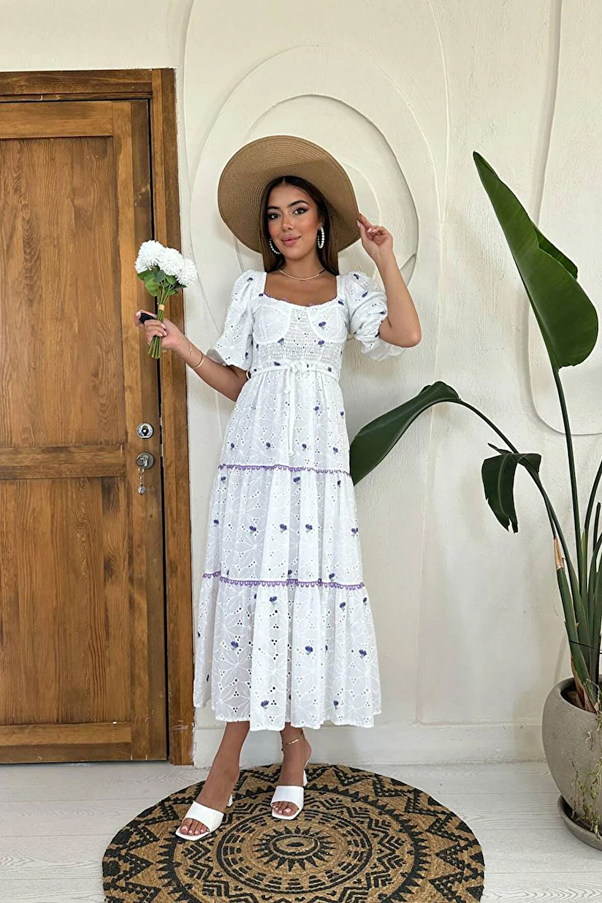 Markano Dantel Detaylı Brode Elbise