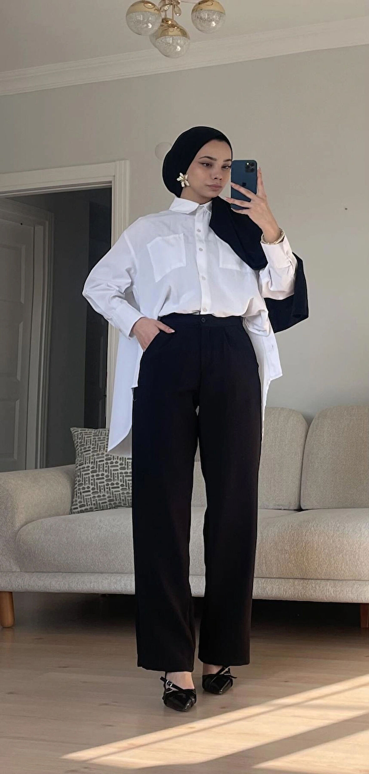 Kadın Pile Detaylı Yüksek Bel Siyah Kumaş Pantolon