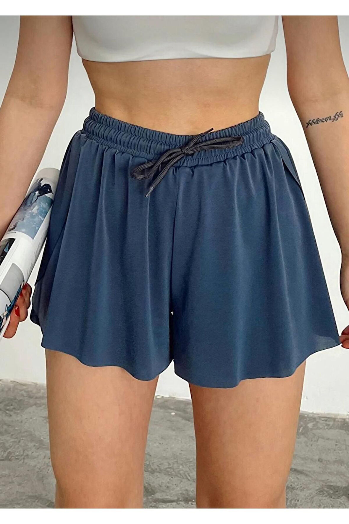 Füme Bol Kesim Taytlı Spor Şort