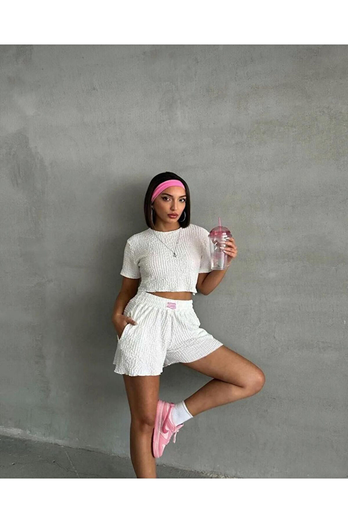 Rahat Fit Dokulu Şortlu Takım