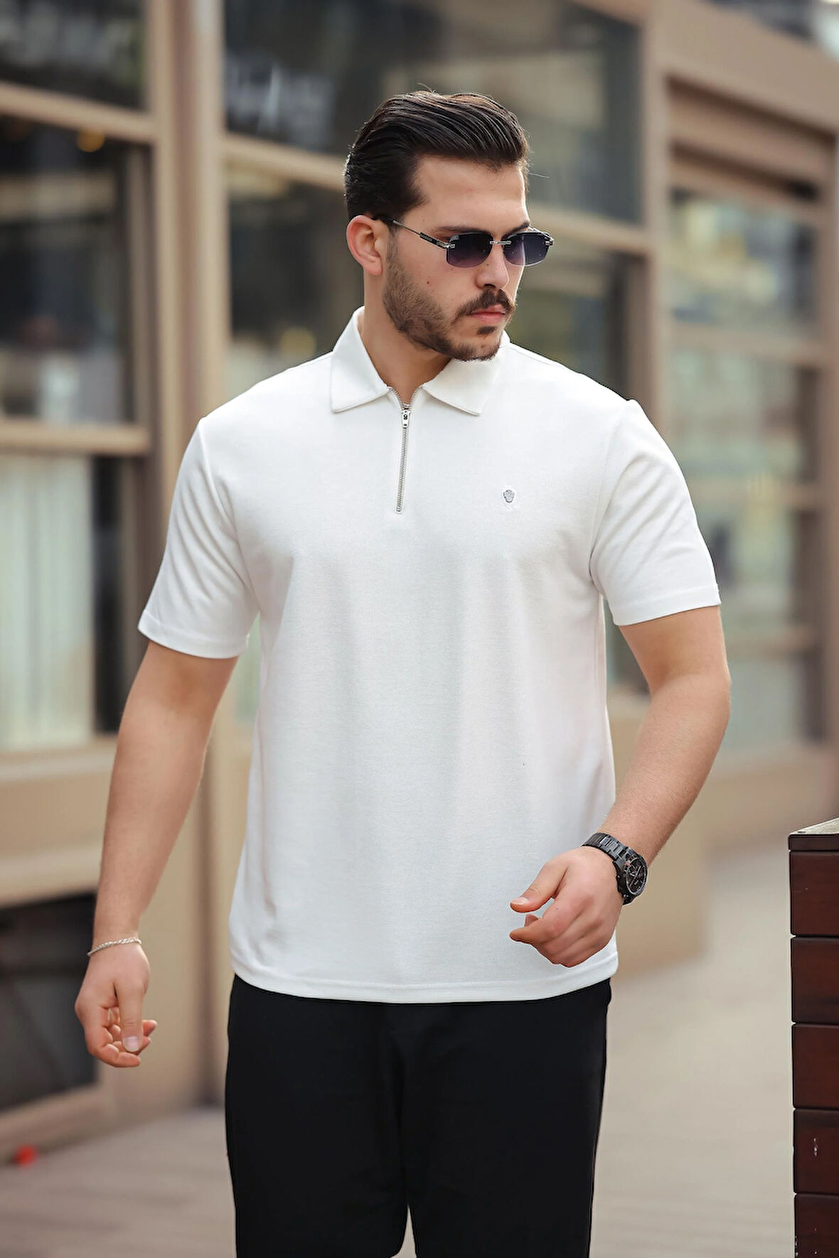 Miron Beyaz Basic Fermuar Detaylı Polo Yaka Kısa Kollu Tişört 2501