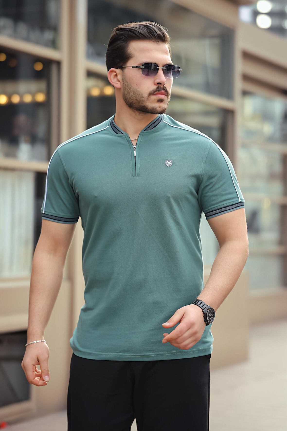 Miron Nefti Kolej Yaka Yarım Fermuarlı Kısa Kollu Tişört- 2408