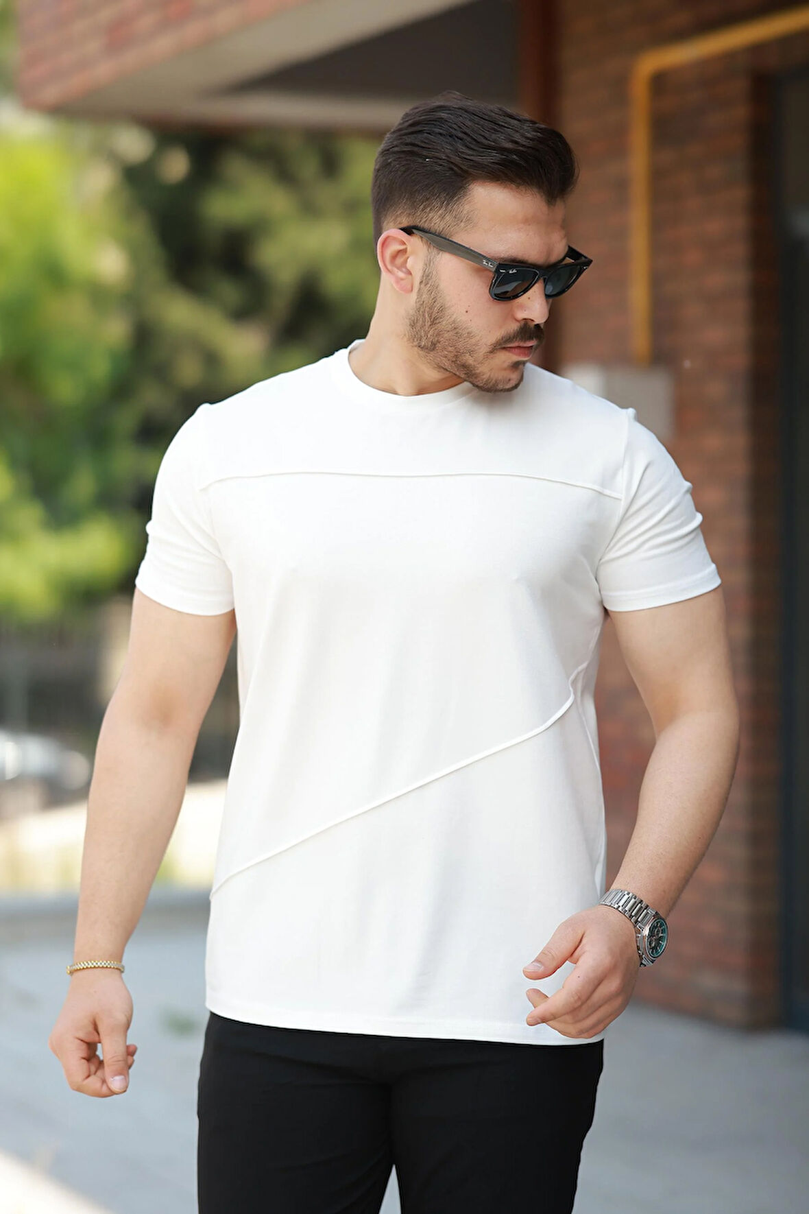 Miron Beyaz Parçalı Dikiş Detaylı Regular Fit Kısa Kollu Tişört -2523