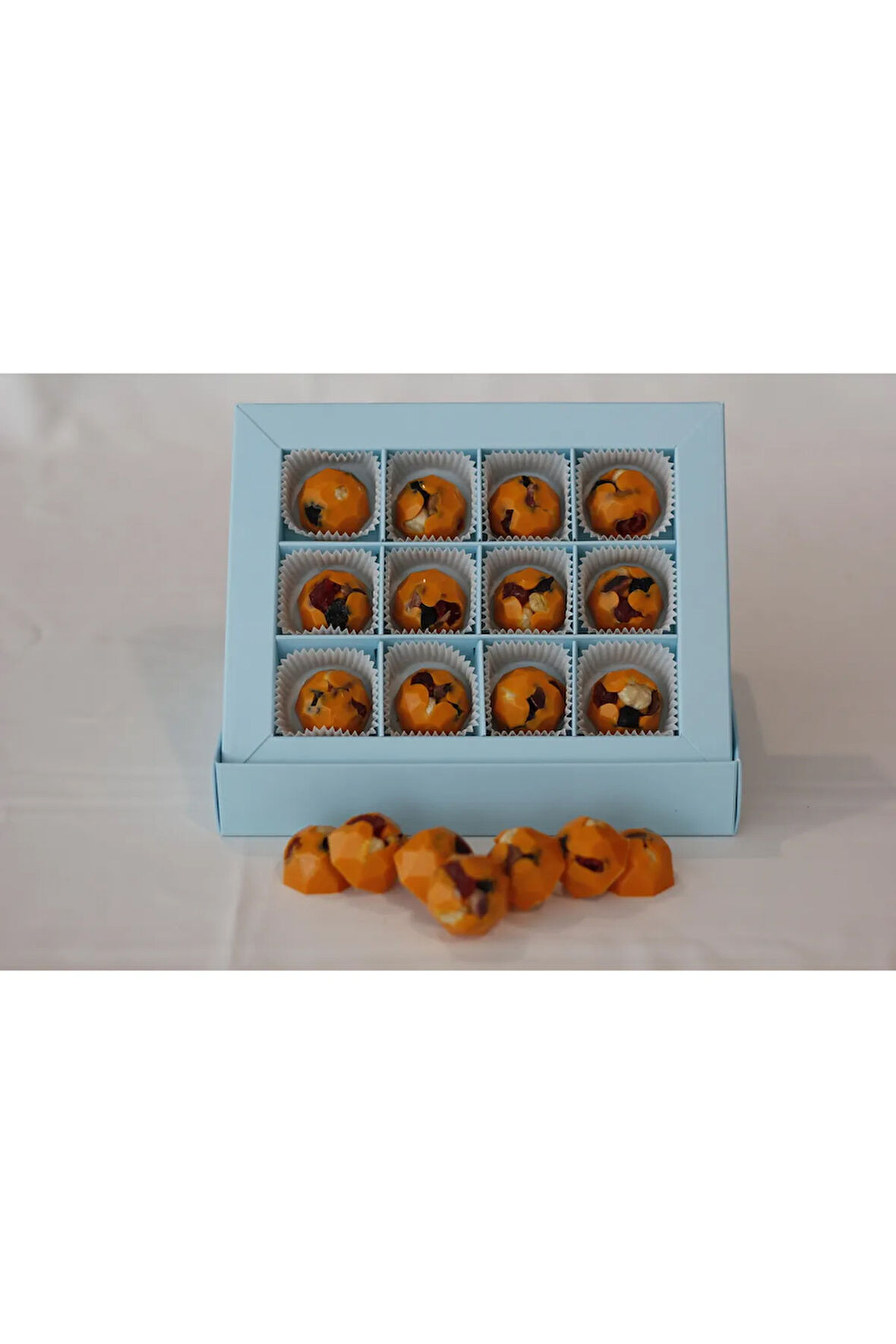 Kristal Spesiyal Karamel Çikolatalı Hediyelik Çikolata (250 gr)