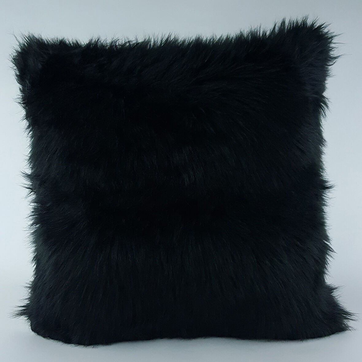 Mrs.Gugar Peluş Kırlent Kılıfı Siyah