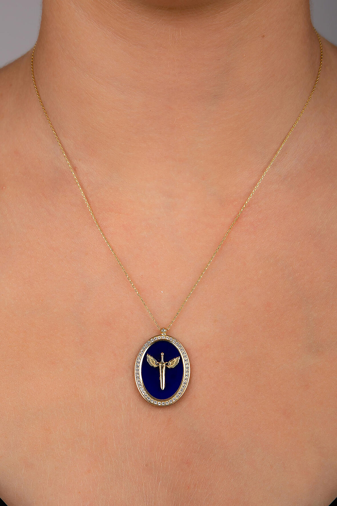 Mikailin Kılıcı Kolye