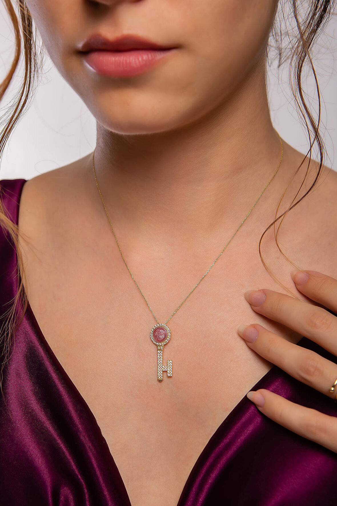 Pembe Anahtar Kolye