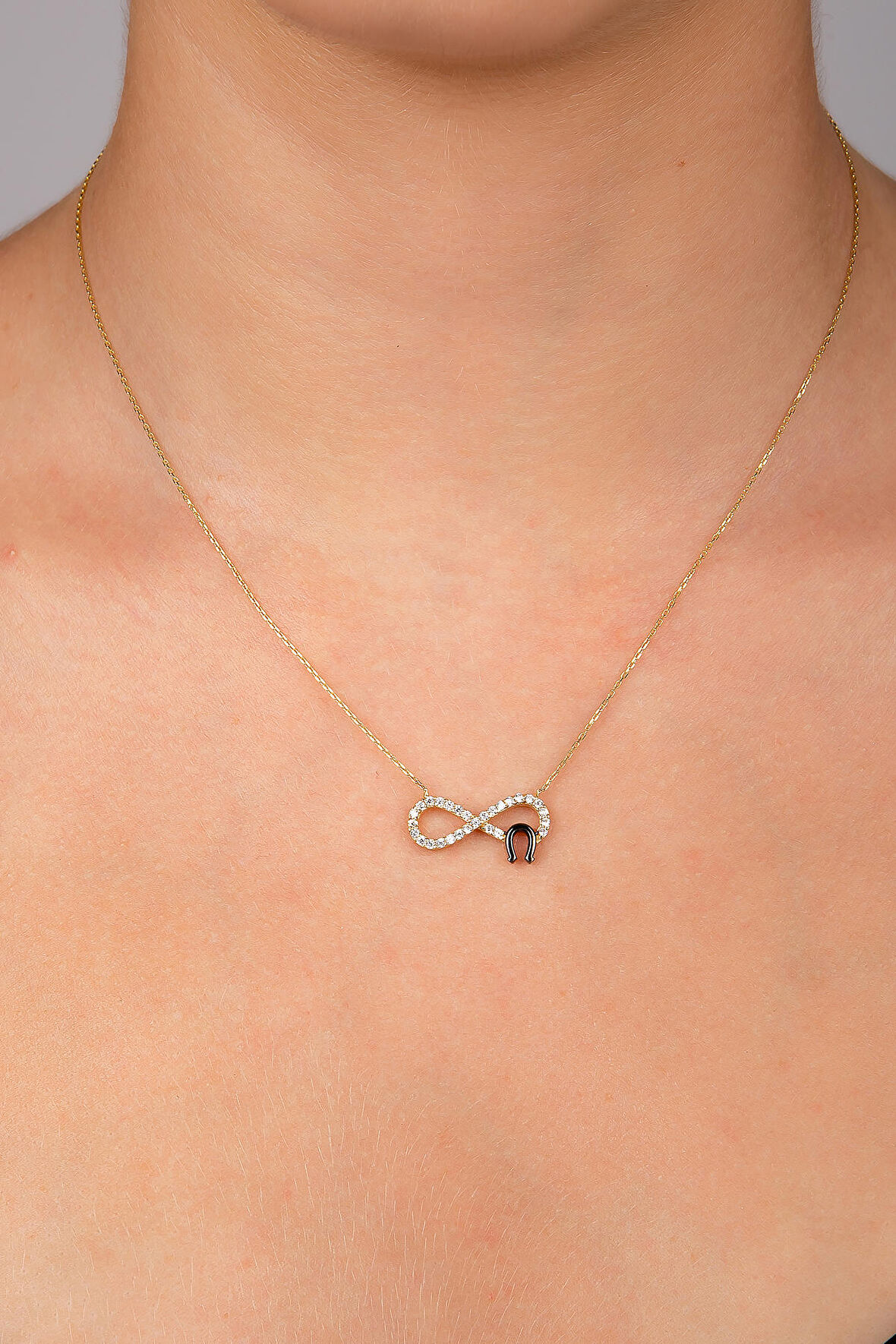 Sonsuzluk At Nalı Kolye