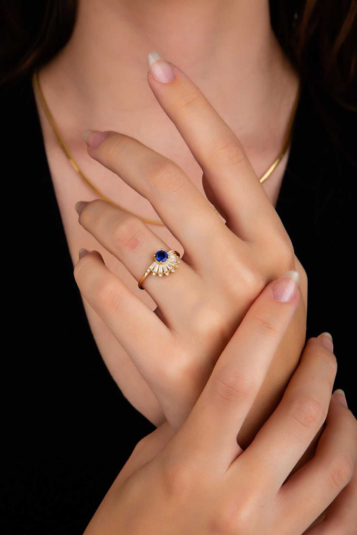 Mavi Taşlı Yelpaze Yüzük