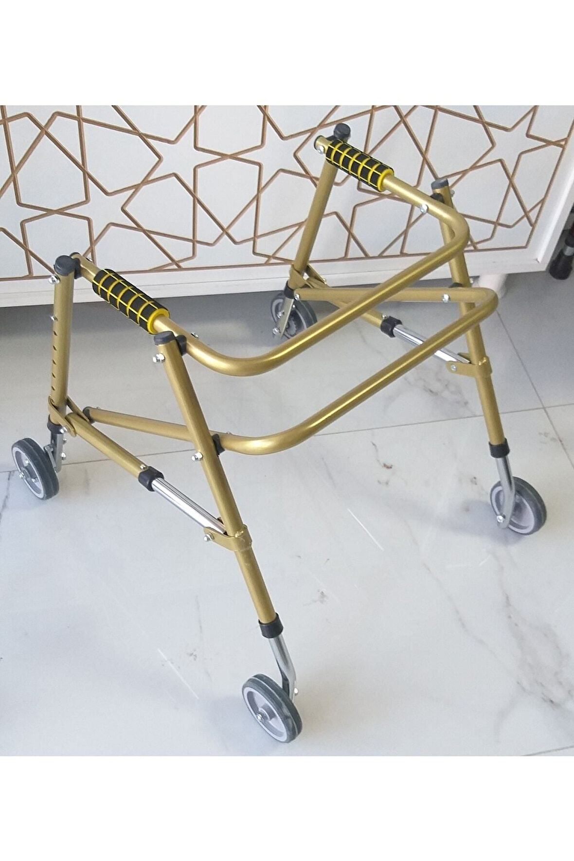 Çocuk Dört Tekerlekli, Frenli, Katlanabilir, Boy Ayarlı Ters Walker - Yürüteç Küçük Boy (50 - 65 Cm)