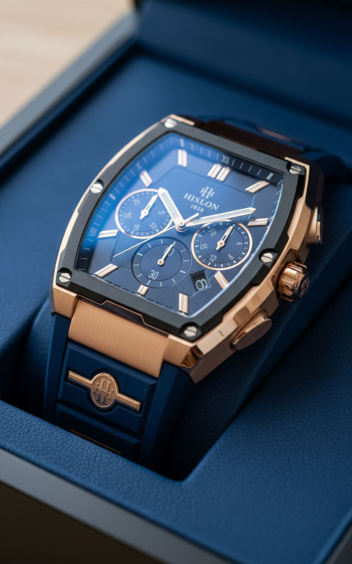 Hislon Lacivert Silikon Kordon Erkek Kol Saati MS151T-11MR