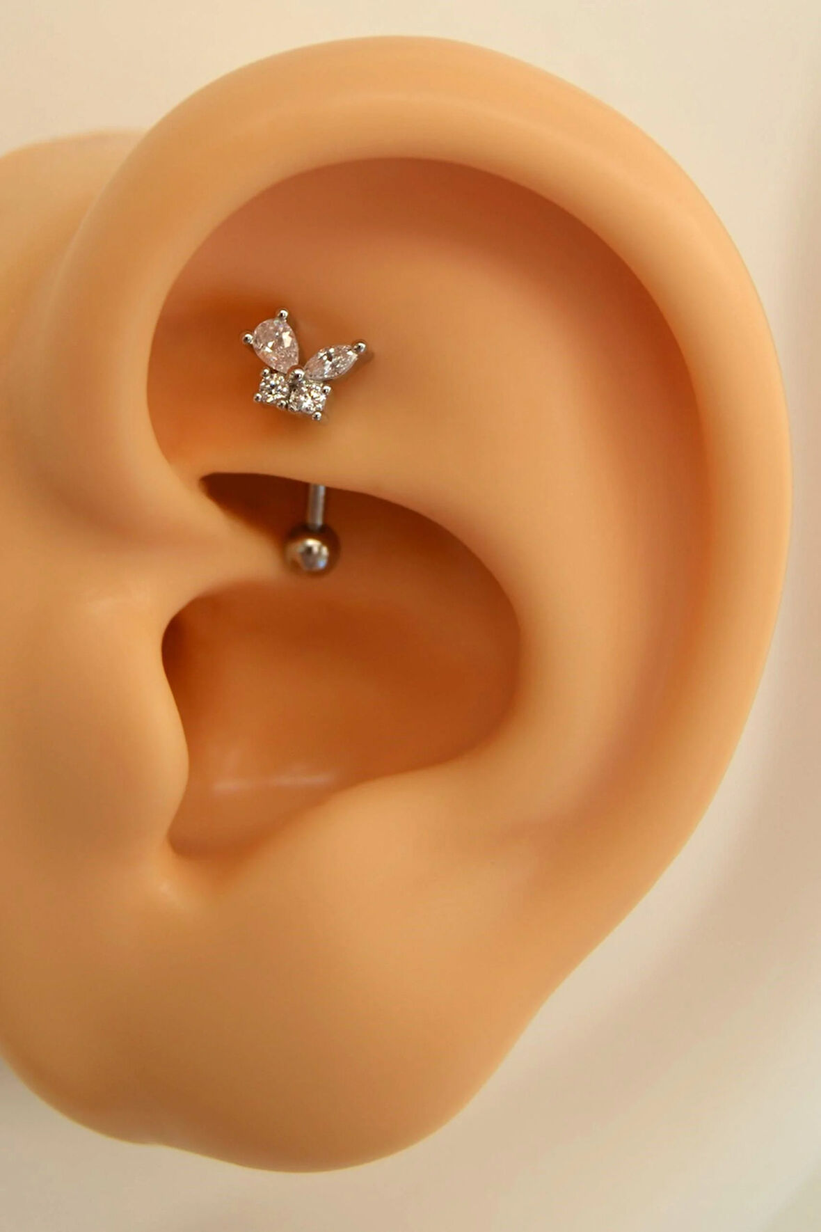Taşlı Kelebekli Çelik Rook Piercing Daith Helix Kaş Göbek Lob Uyumlu Piercing