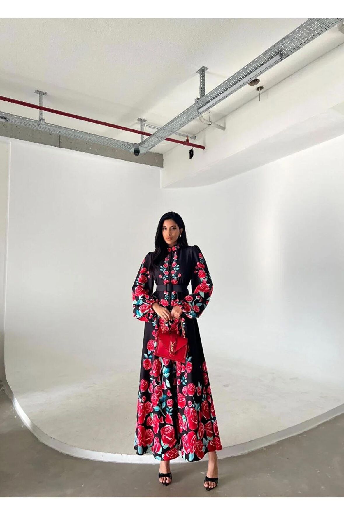 Atlas Kumaş Elbise (KEMER DAHİLDİR)-siyah-4250