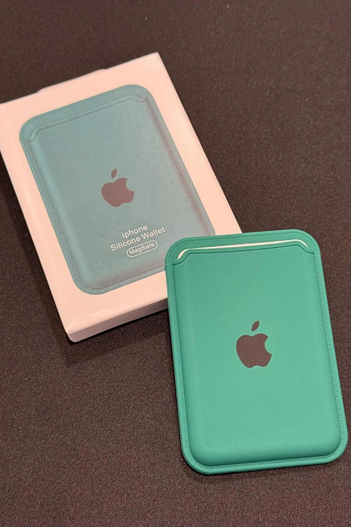 Apple Iphone Uyumlu Telefon Arkası Magsafe Silikon Cüzdan Kartlık İos 12/13/14/15/16 Ölçüleri 10x6cm - Yeşil