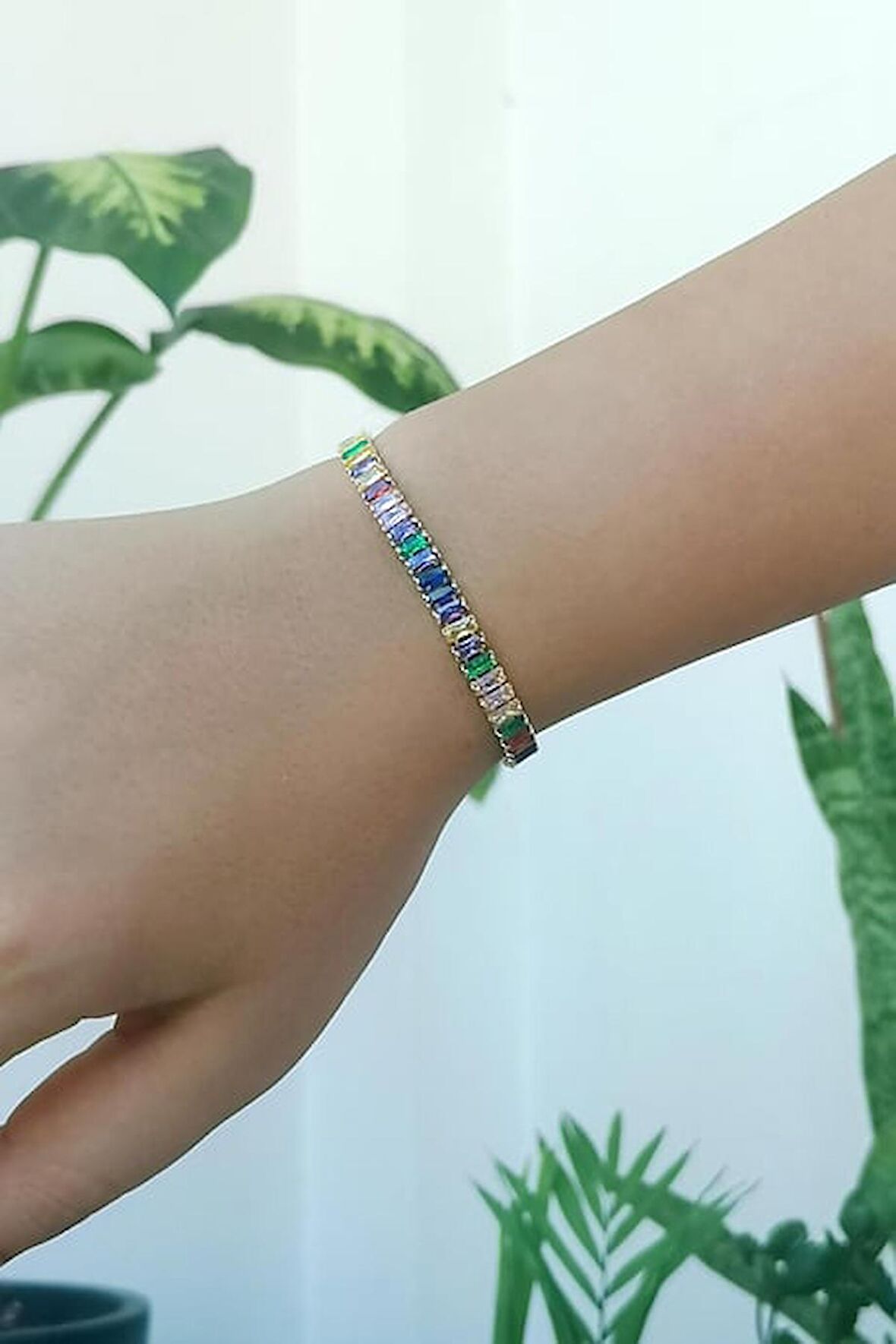 Çok Renkli Zirkon Taşlı Baget Model Gold Su Yolu Bileklik