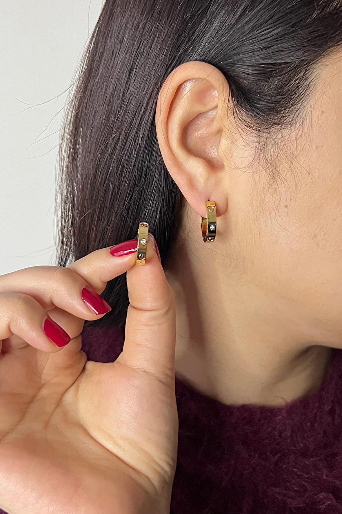 Gold Kaplama Cartier Model Taşlı Çelik Küpe