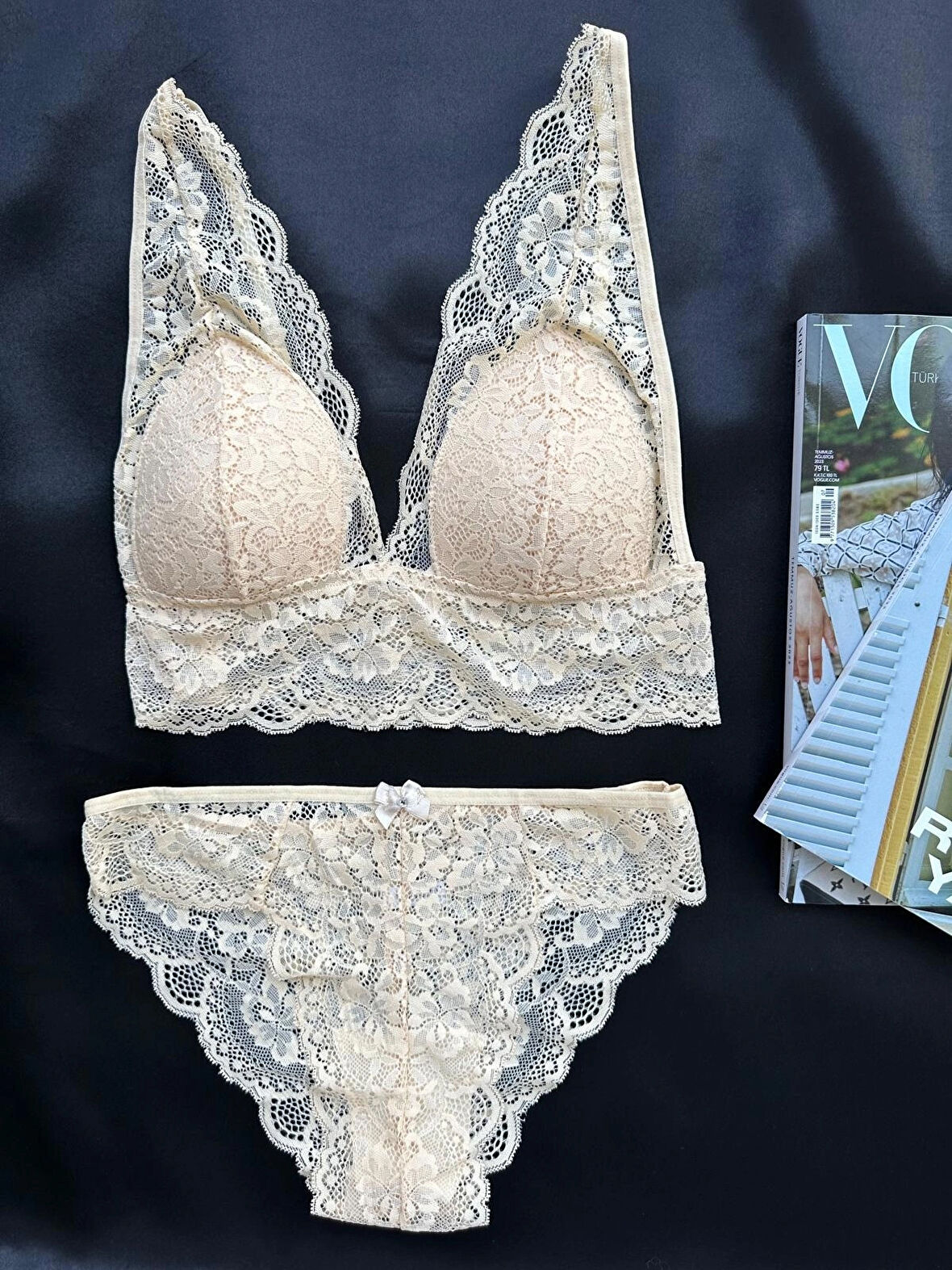 Dantel Detaylı Bralet Sütyen Takımı