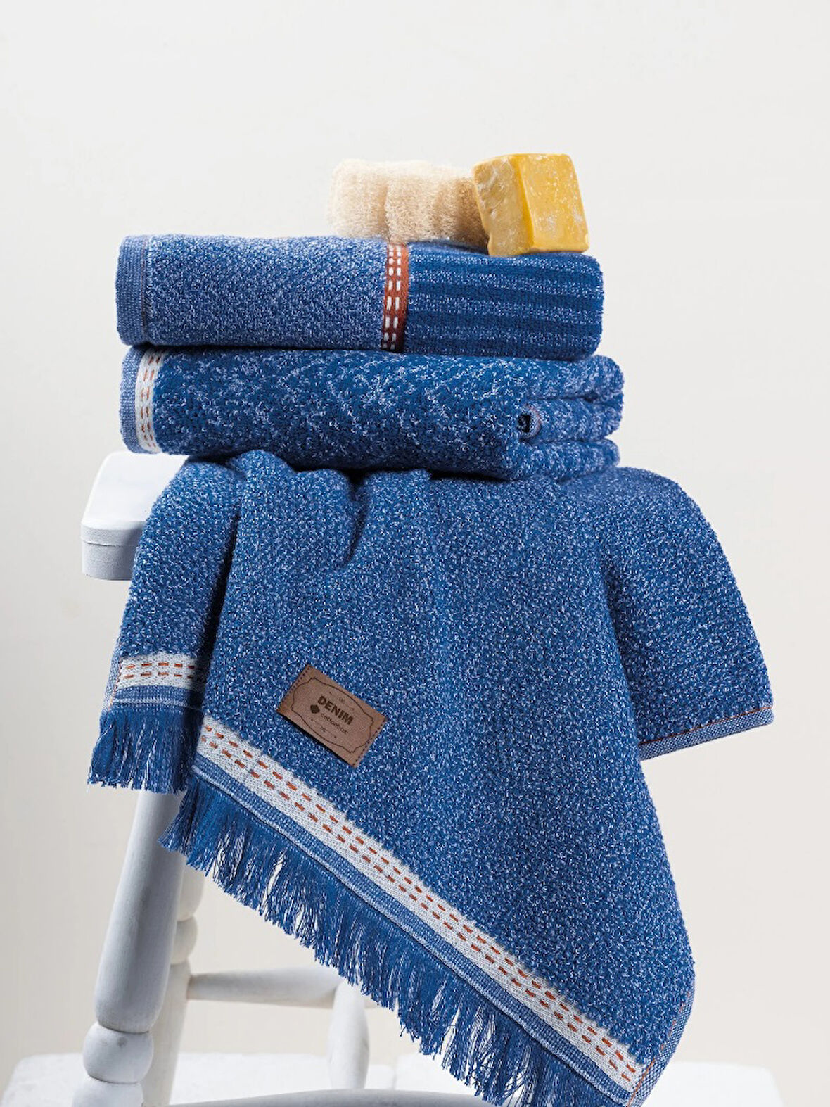Cotton Box 3'lü Jakarlı Havlu Seti Çantalı (50x90)-Denim Mavi