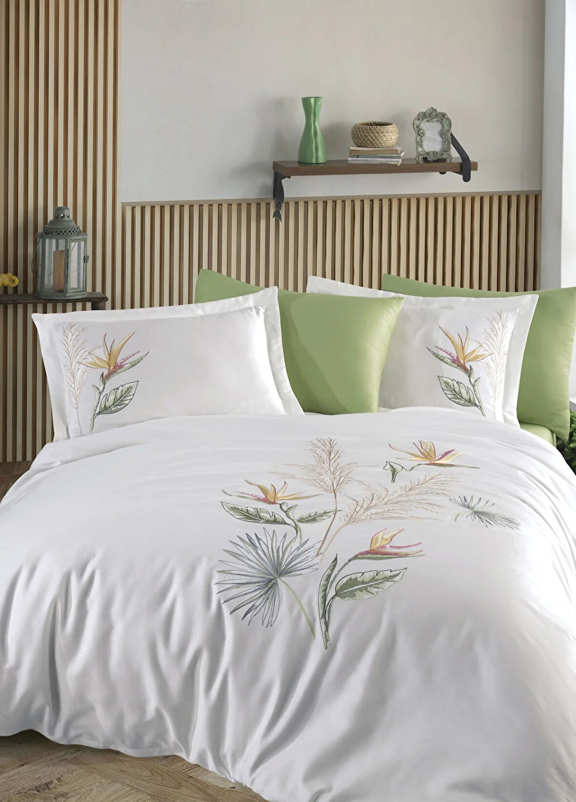 Dantela Starliçe Nakışlı Pamuk Saten Çift Kişilik Nevresim Takımı-Krem