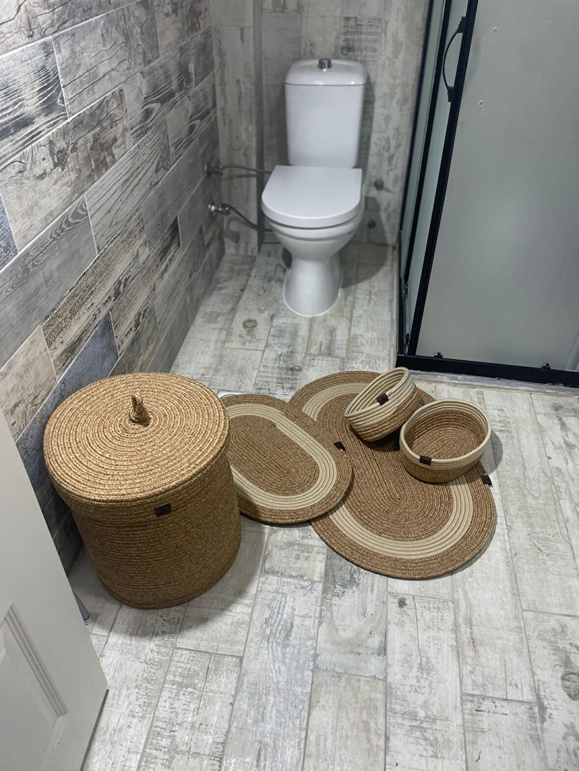 Jüt Hasır 5li Banyo Seti, Çamaşır Sepeti, Paspas Takımı, Oval Sepet-Krem Çizgili v2