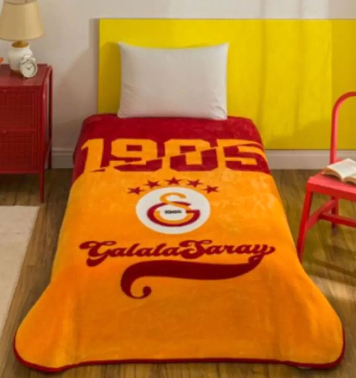 Taç Taraftar Lisanslı Tek Kişilik Battaniye (160x220)-GALATASARAY ŞAMPİYON