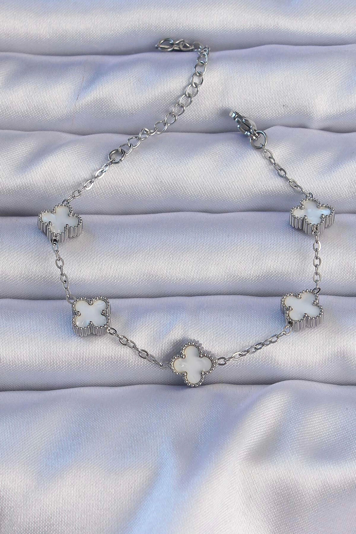 MuI MuI 316L Çelik Gümüş Renk Mineli Yonca Model Bileklik