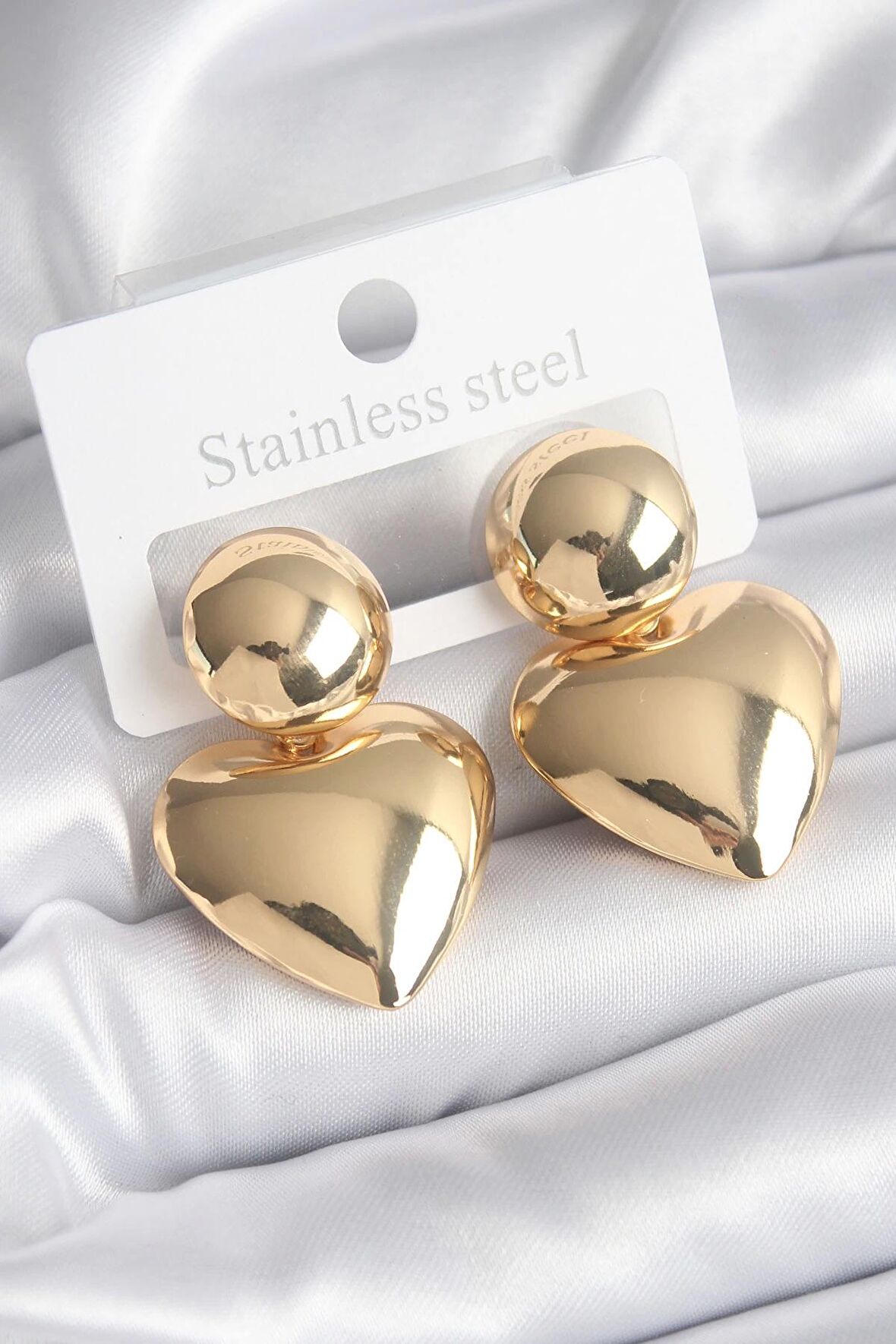 316L Çelik Gold Renk Kalp Model Kadın Küpe