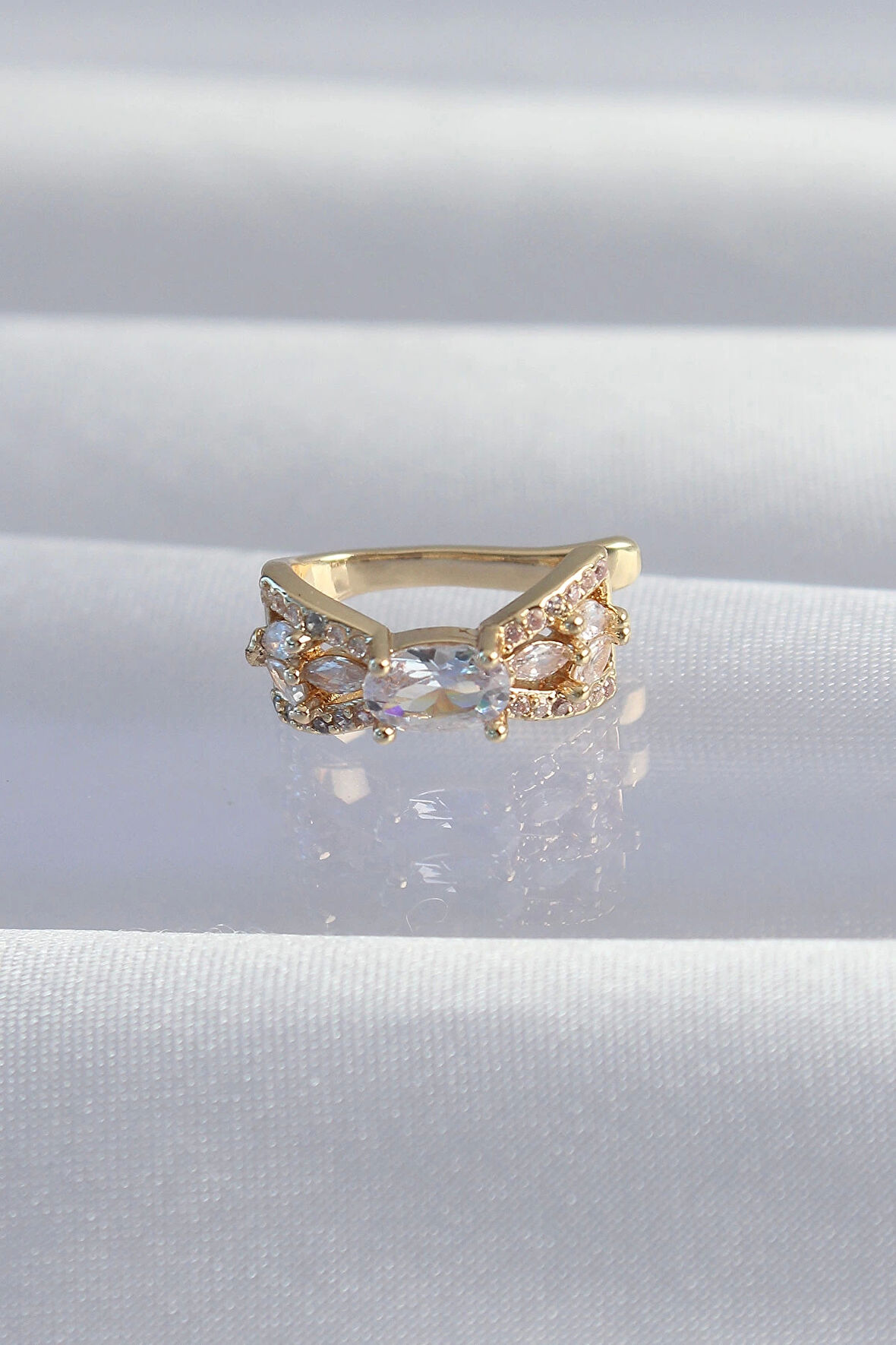MuI MuI Pirinç Gold Renk Zirkon Taş Kaplama Earcuff Küpe