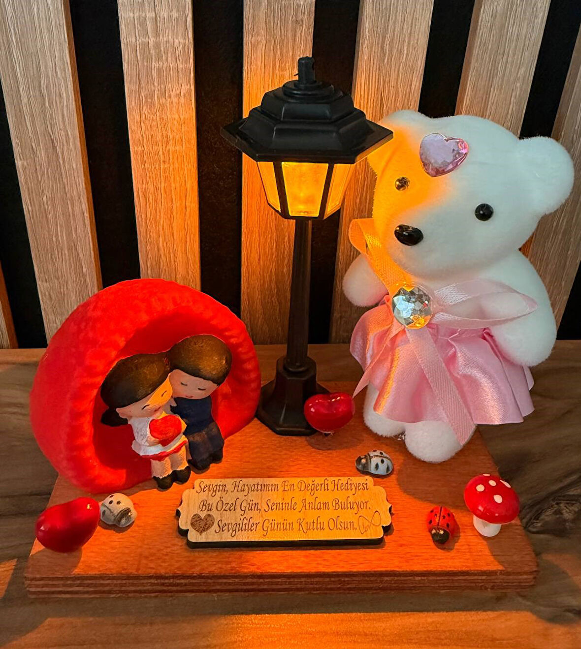 Sevgiliye Arkadaşa Hediye  Özel Tasarım Sevgililer Günü  Hediyesi