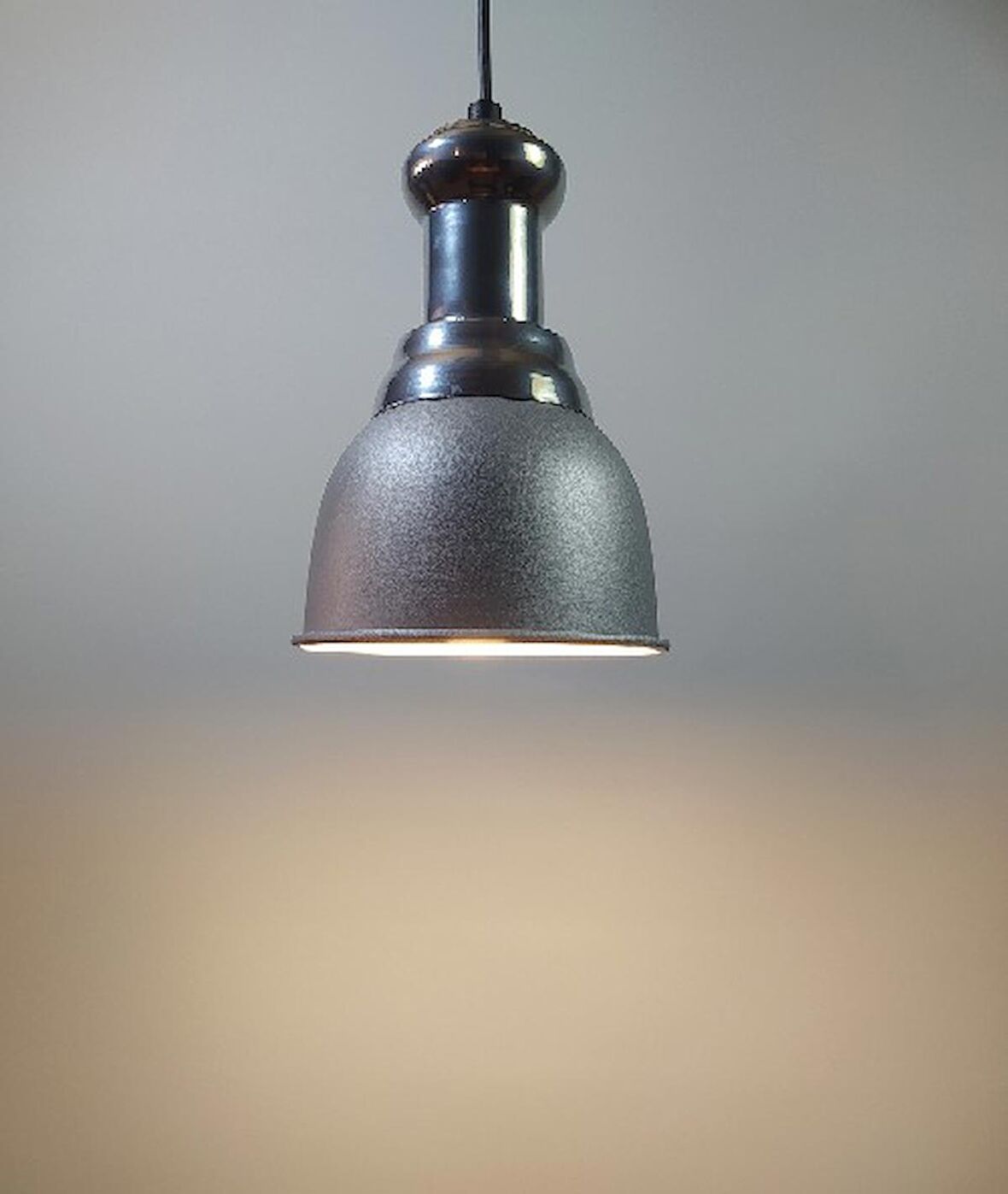 MYLİGHTS  MODERN SPOR  TEKLİ  GRİ  SARKIT YATAK BAŞI  BAR  ÜSÜT  MASA ÜSÜT METAL SAKIT 14 CM