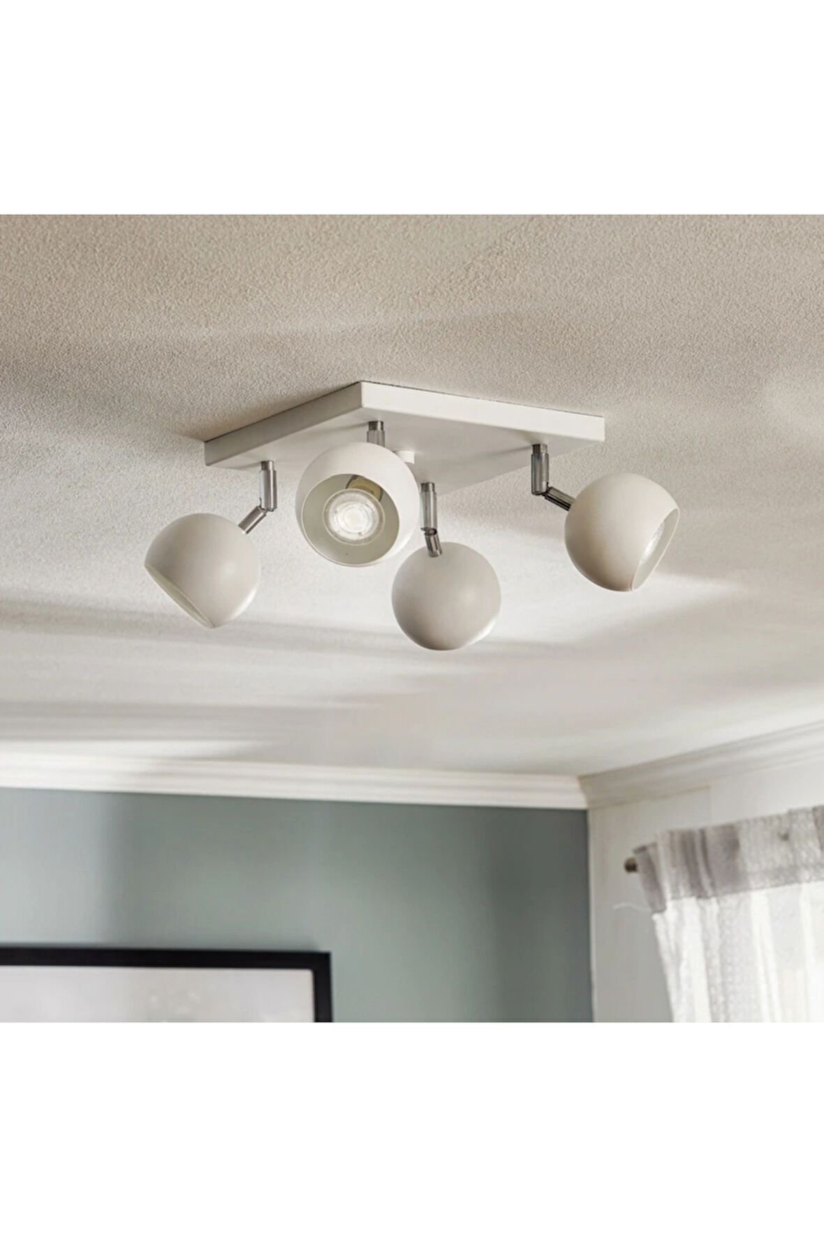 GU10 Beyaz Kare Dörtlü Led Krom Mafsallı Hareketli Başlık Led Spot Avize