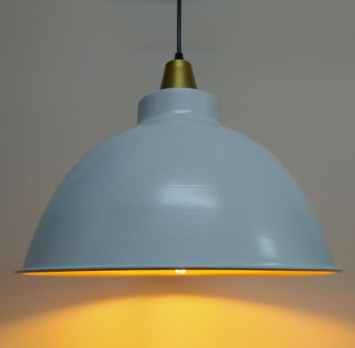 MYLİGHTS  BEYAZ MODERN METAL SARKIT AVİZE BEYAZ İÇİ beyaz