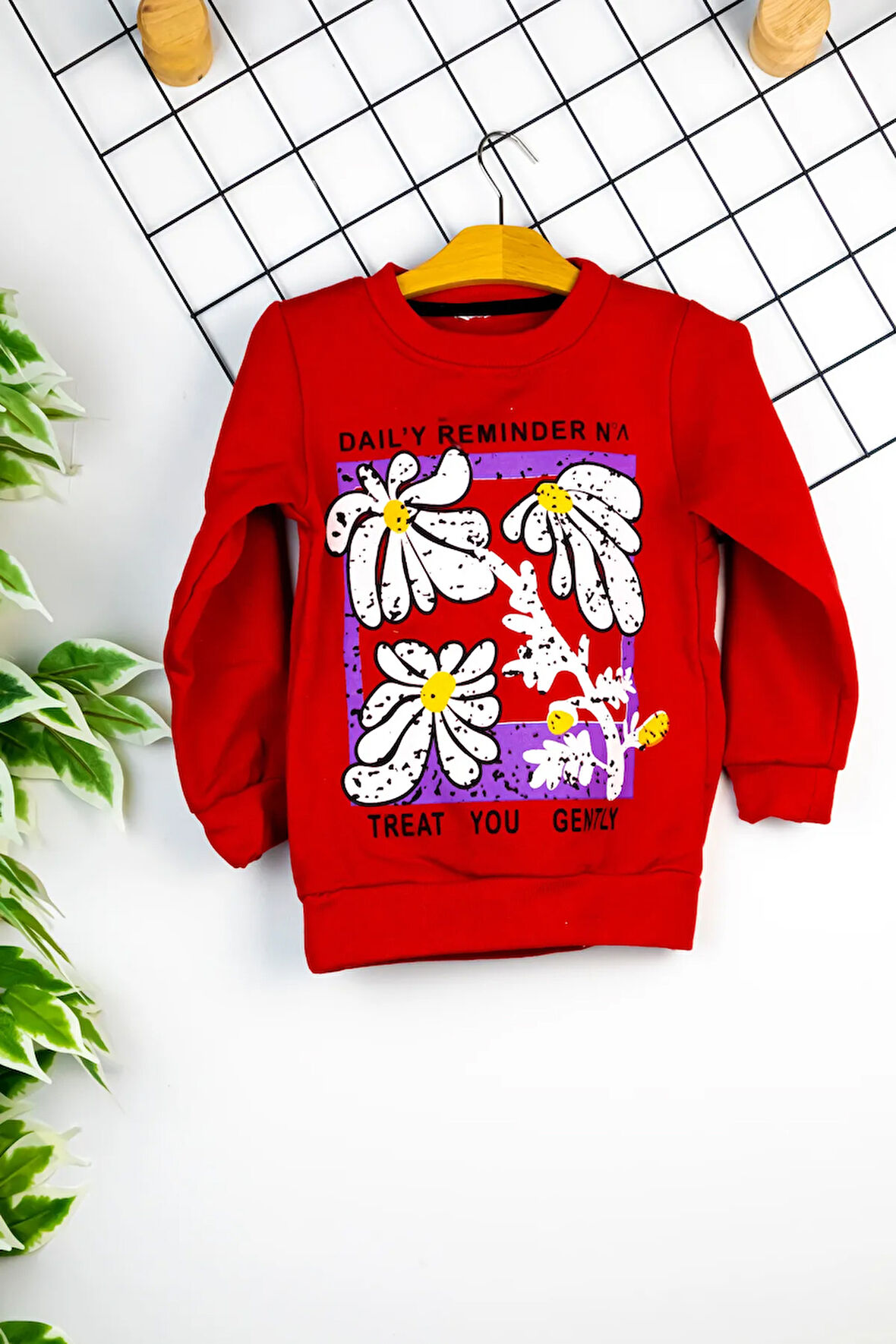 Kız Çocuk Giyim - Pamuklu, Rahat ve Şık Çiçek Baskılı Sweatshirt