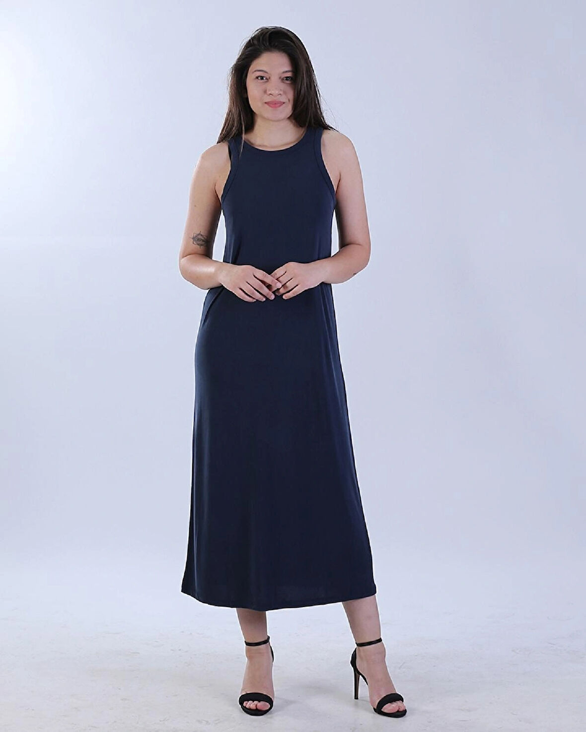 Yumuşak Dokulu Modal Kumaş Uzun Elbise