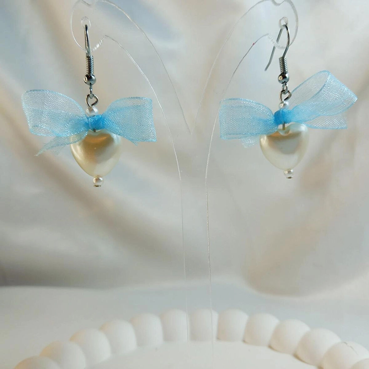 Mavi Kurdele Detaylı Aesthetic Soft Vibes Vintage Coquette Kalp İnci Kadın Hediyelik Küpe
