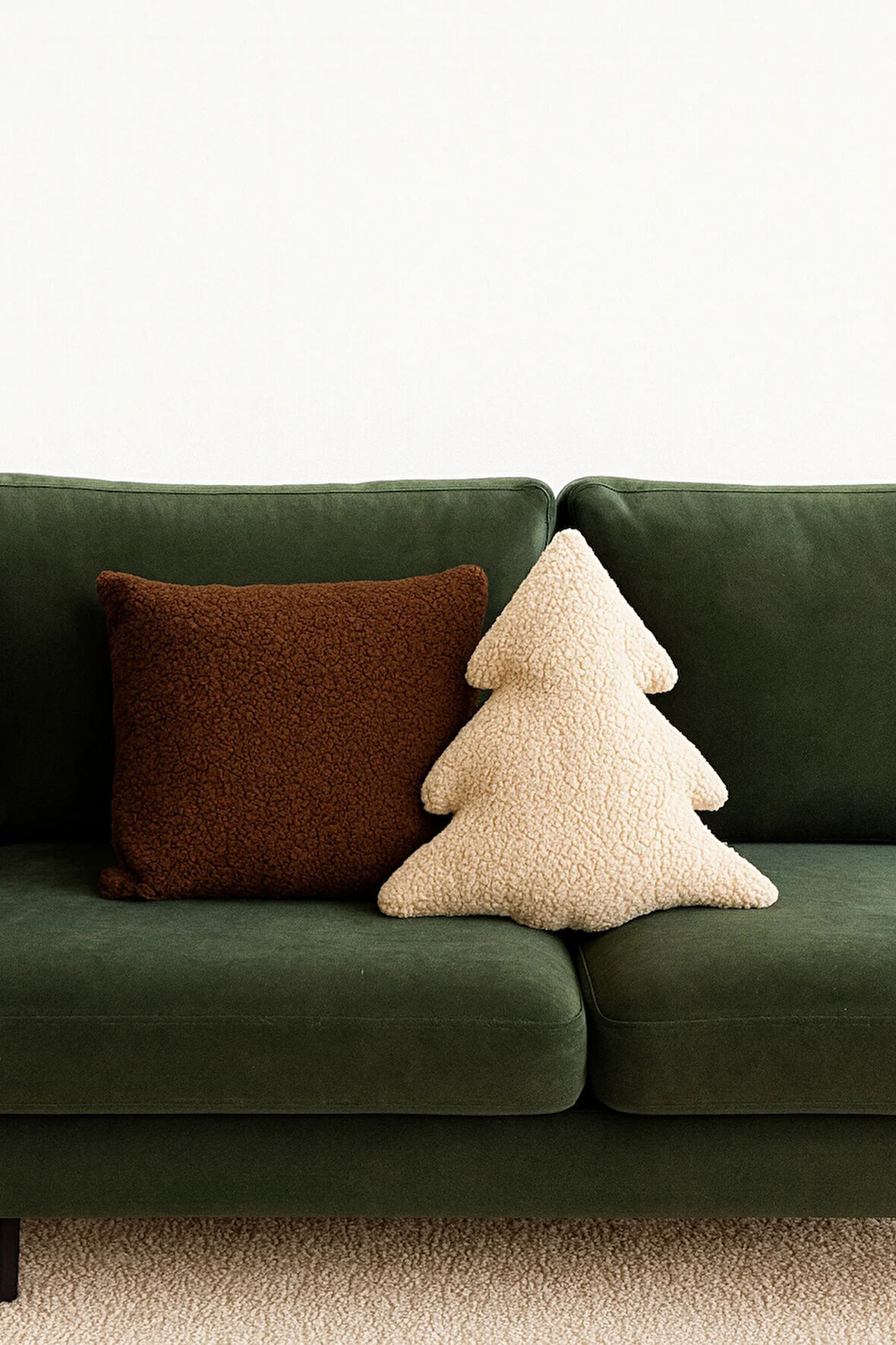 TEDDY DEKORATİF ÇAM AĞACI YASTIK VE İÇ DOLGULU KIRLENT