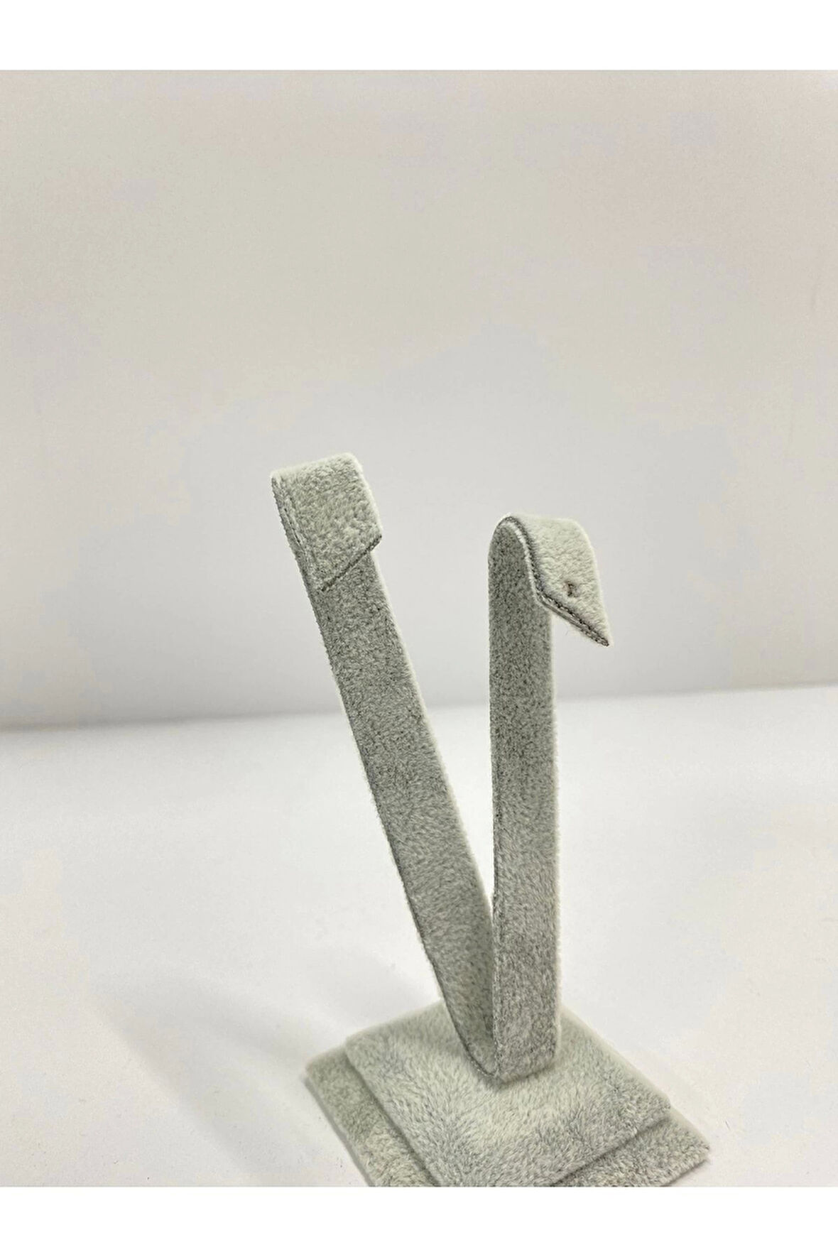 Yerli Üretim Süet Kumas Gri Renk 10 Cm Küpe Sergileme Aksesuar