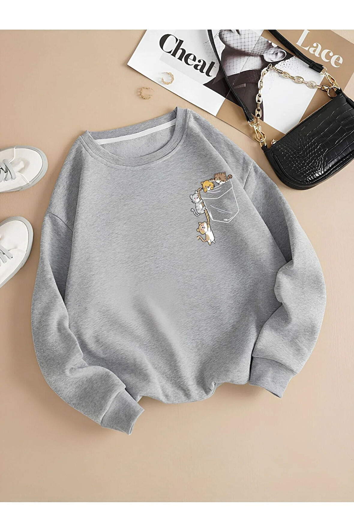 Üç iplik Kadın Renkli Cat Özel Göğüs Baskılı Oversize Bisiklet Yaka Sweatshirt