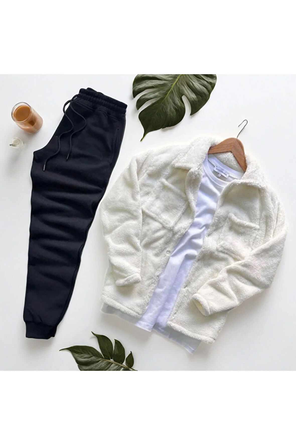 Unisex Pelüş Ceket Ve Siyah Eşofman Kombini Alt Üst