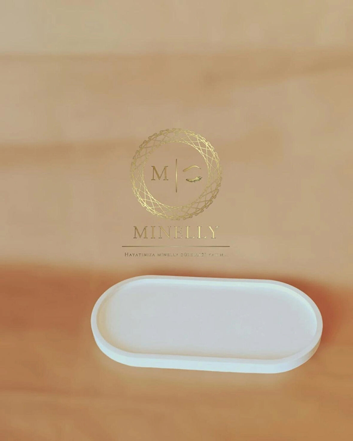 Minelly Kısa Dekoratif Tepsi