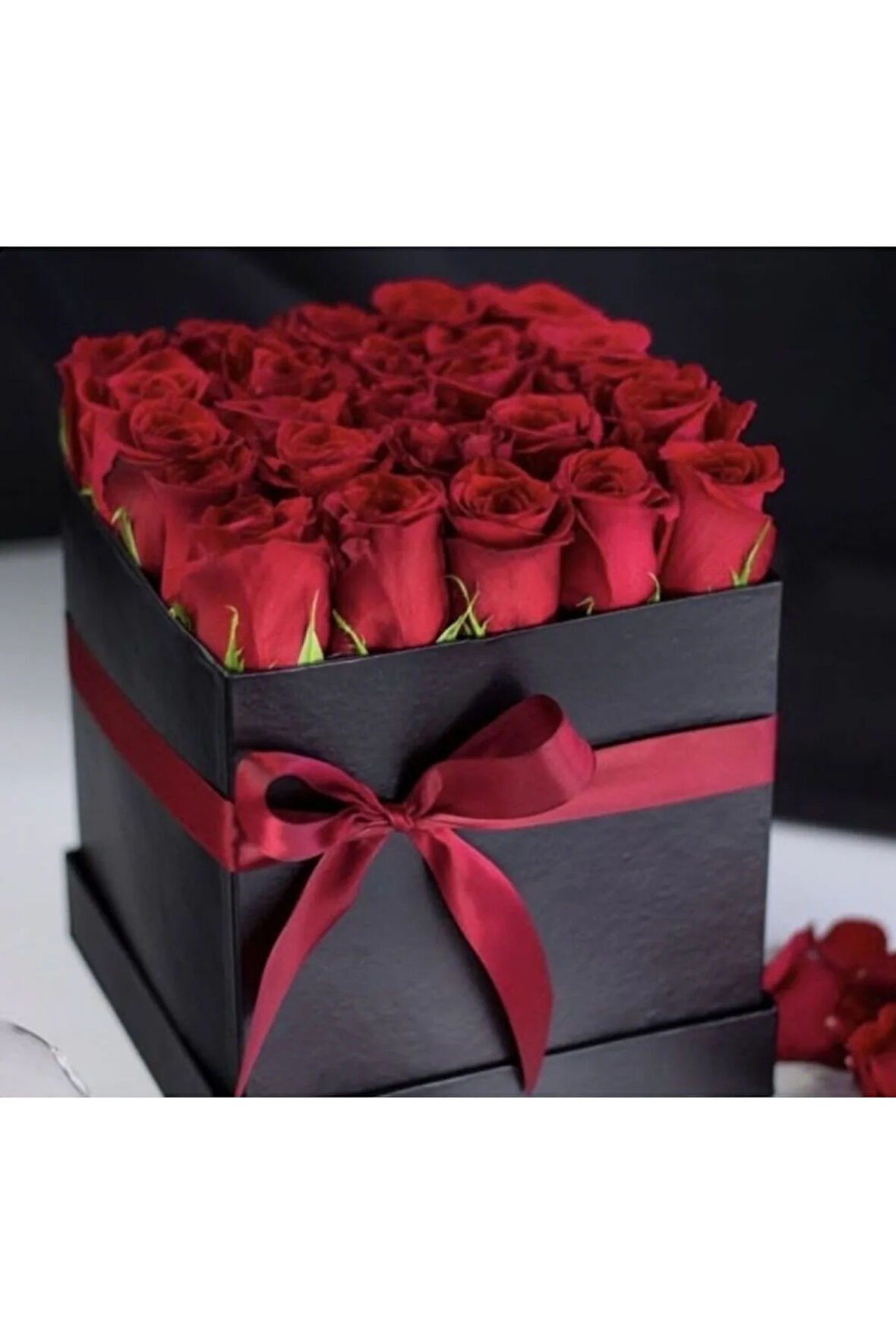 🌹Lxury Kırmızı Gül 🌹 Siyah Kare Kutu