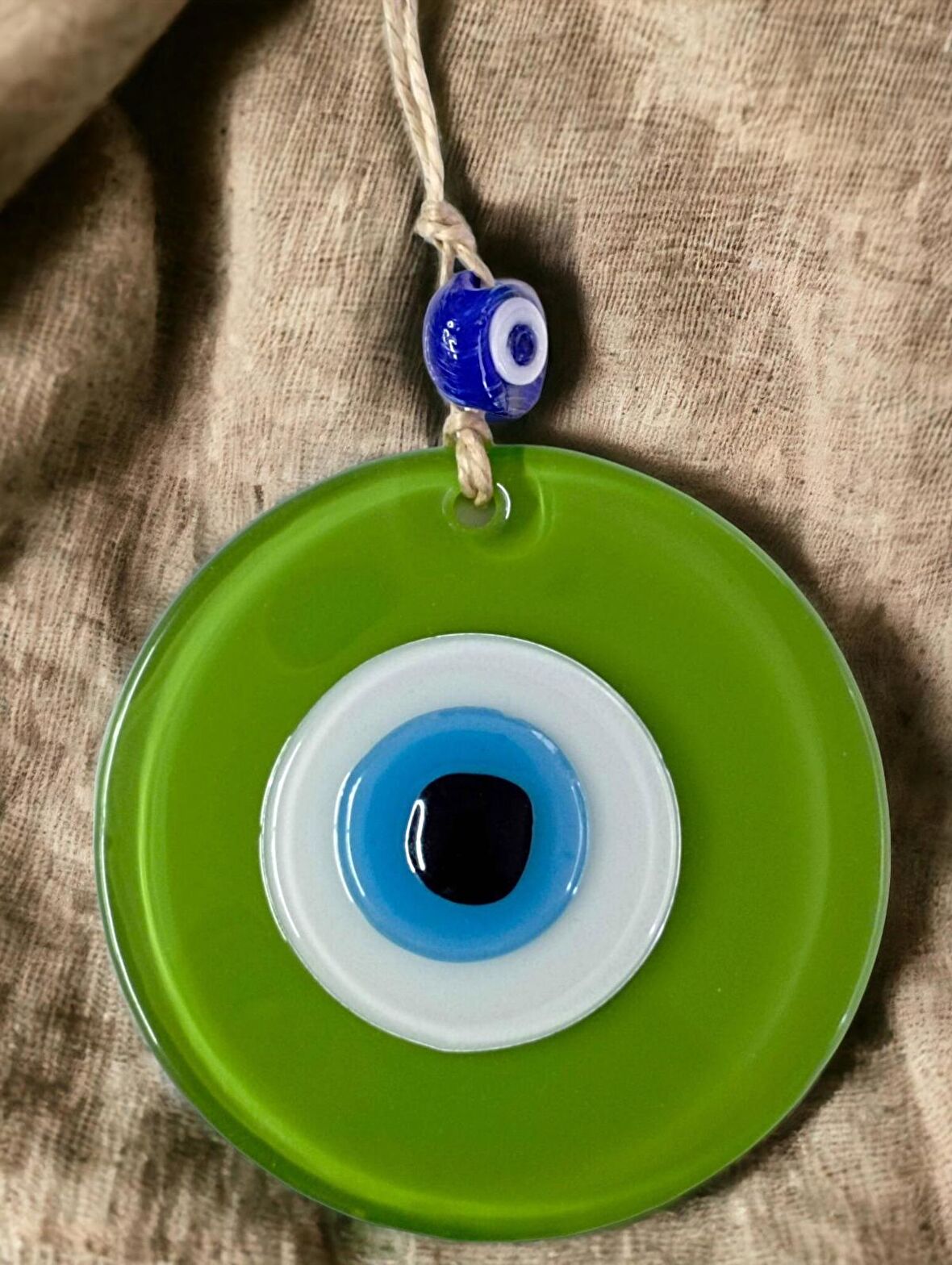 Mini Boy Çimen Yeşili Nazar Boncuklu Duvar Süsü 10 Cm Cam Duvar Dekoru