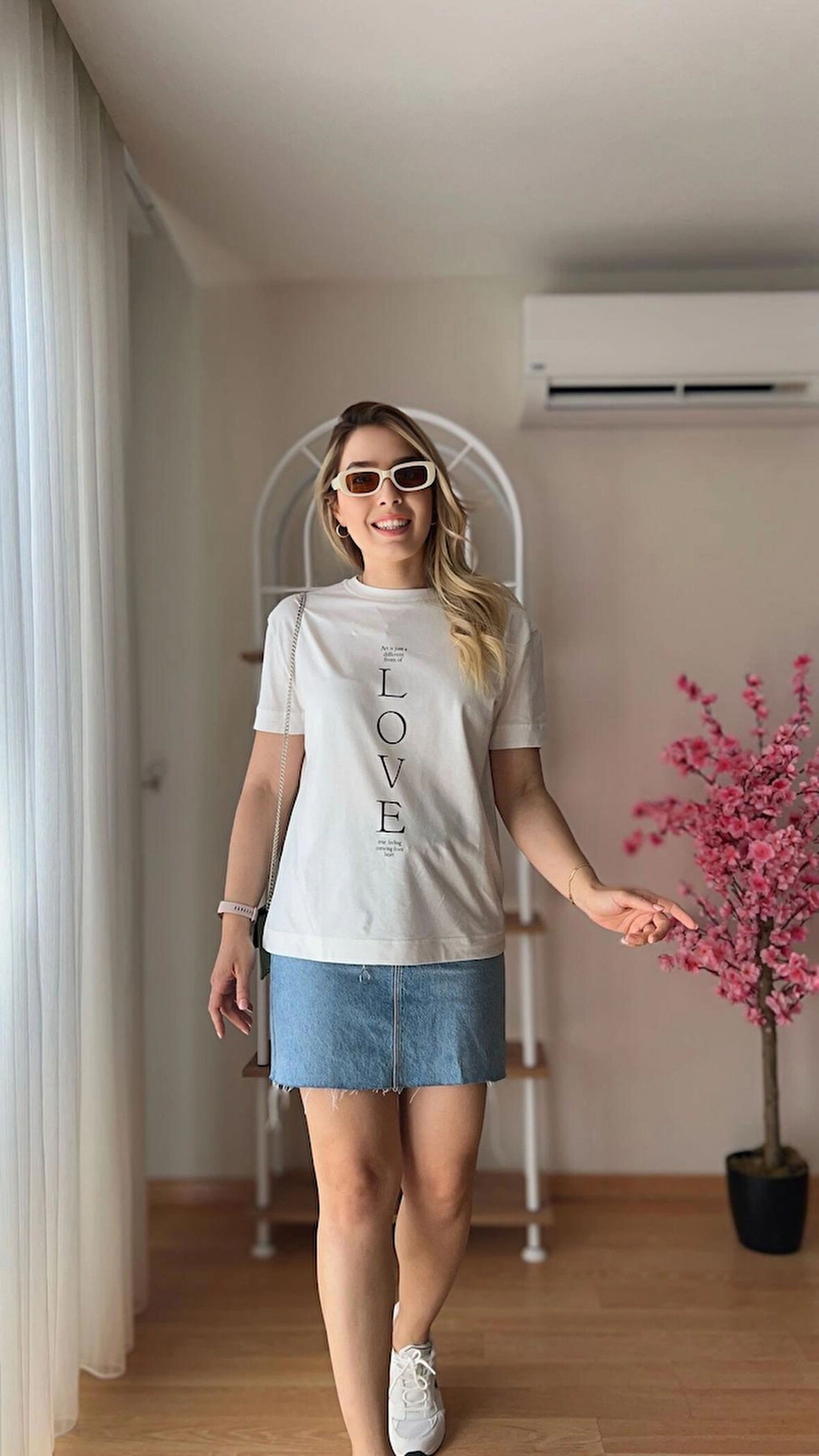 Kadın Oversize Mng Marka Model Tişort Yüksek Kalite Pamuk