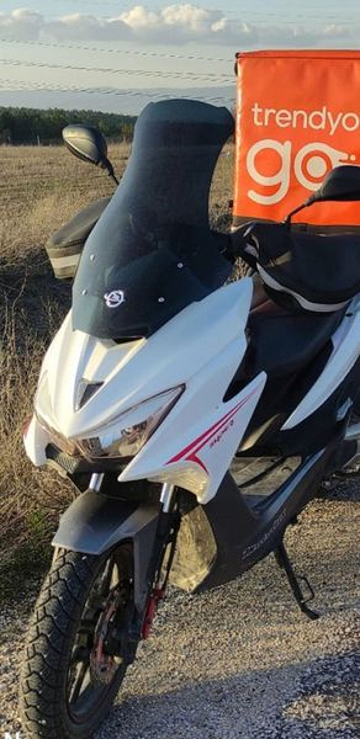 Motolux Mtx 125 Ön cam 2022 2024 Model Yılı 75cm Siyah Renk 4mm Uzun Geniş Cam