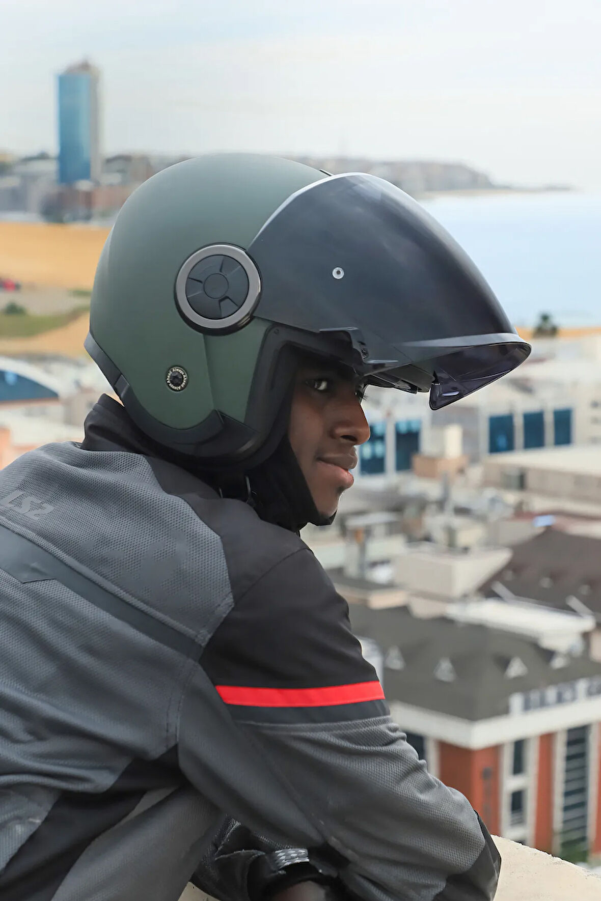 CLASSY MAT YEŞİL KASK