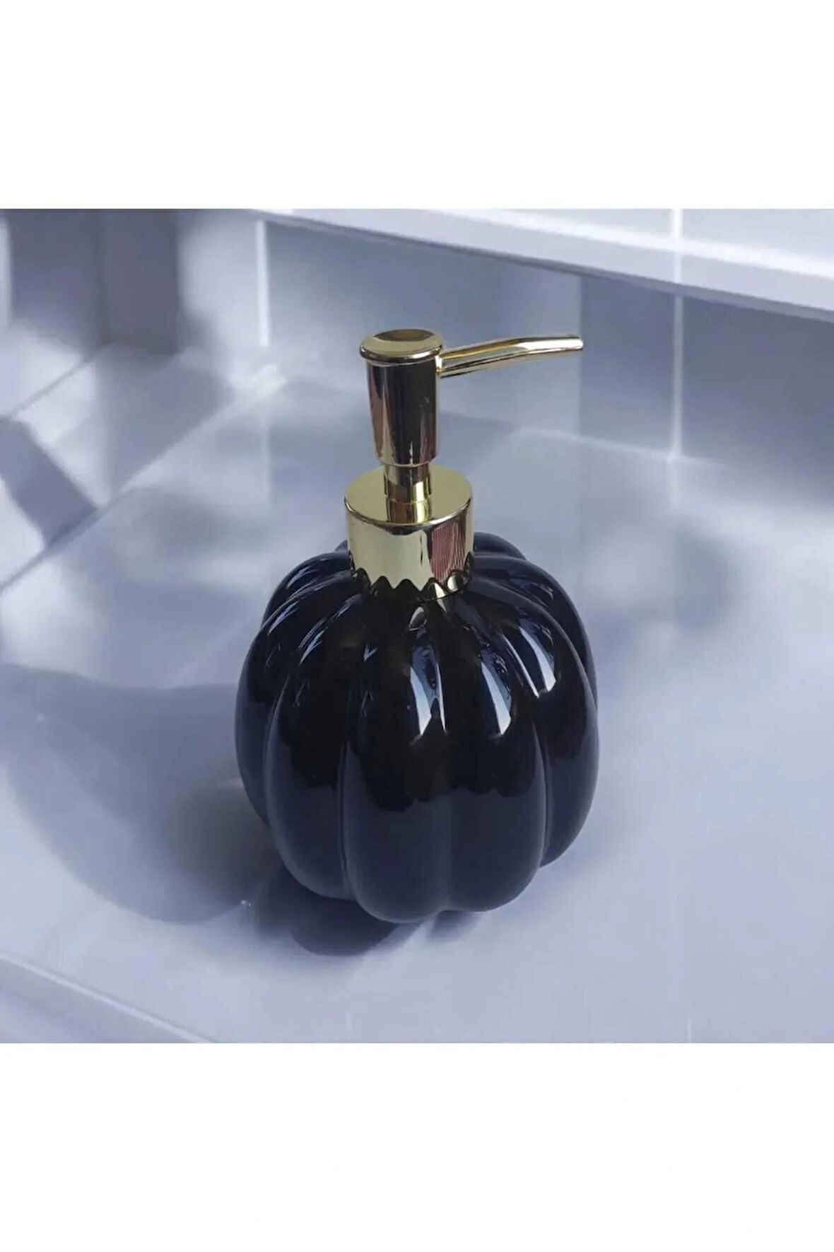 Pumpkin Siyah Porselen Sıvı Sabunluk Balkabağı Gold Pompa Sabunluk
